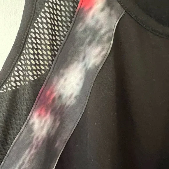 Tahari Athleisure Black Top - Picture 5 of 6